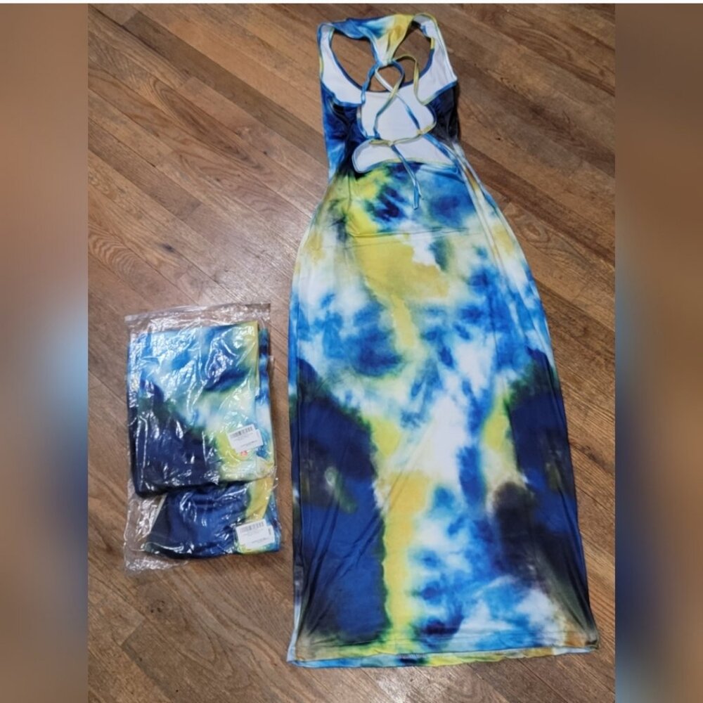 Backless Sundress - Picture 7 of 7